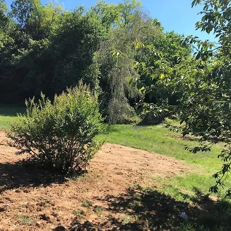 Maison De Campagne Renovee Avec Piscine *