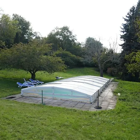 Maison De Campagne Renovee Avec Piscine Brantôme